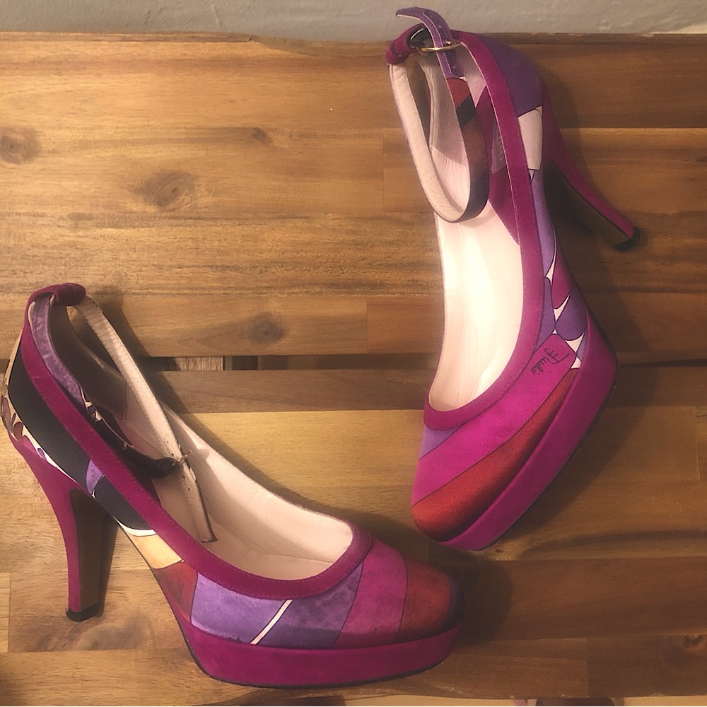 Stunning Emilio Pucci Marmo-Print Silk & Suede Heels